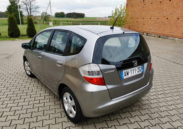 Honda Jazz cena 17400 przebieg: 132000, rok produkcji 2010 z Nidzica małe 37